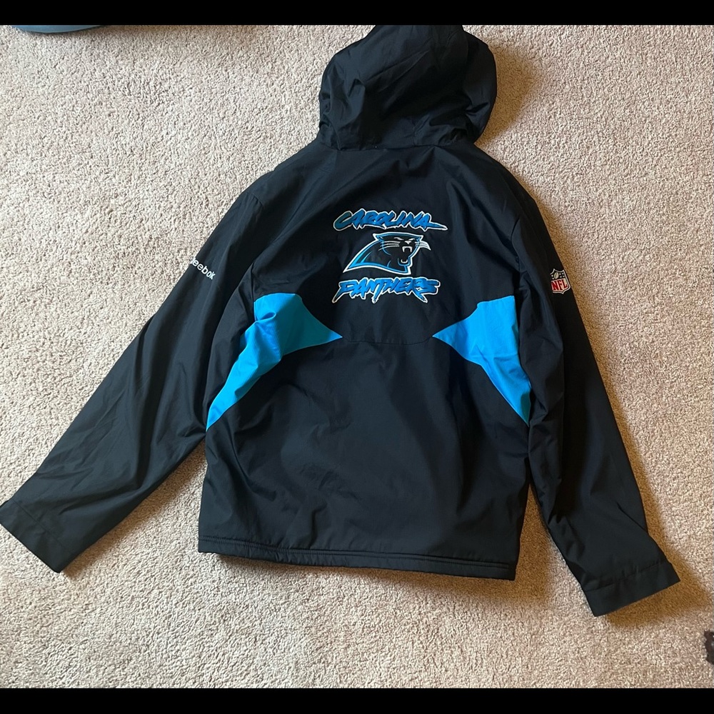 Carolina Panthers Reebok Hooded jacket. Size Large.